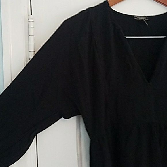 3/$20 Forever 21 - V-Neck Blouse - Picture 4 of 6